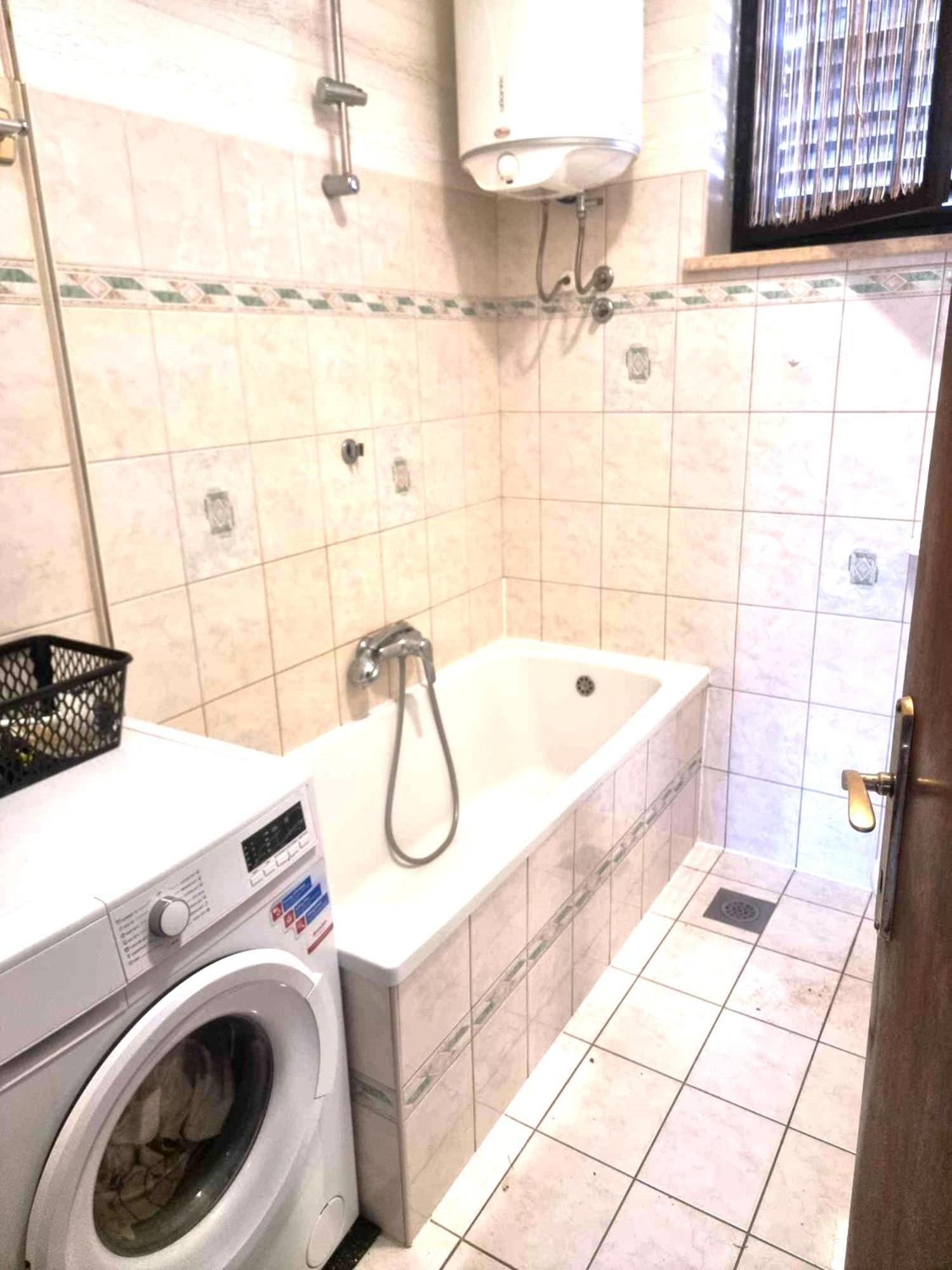 Apartman Din-Pola Esterno foto