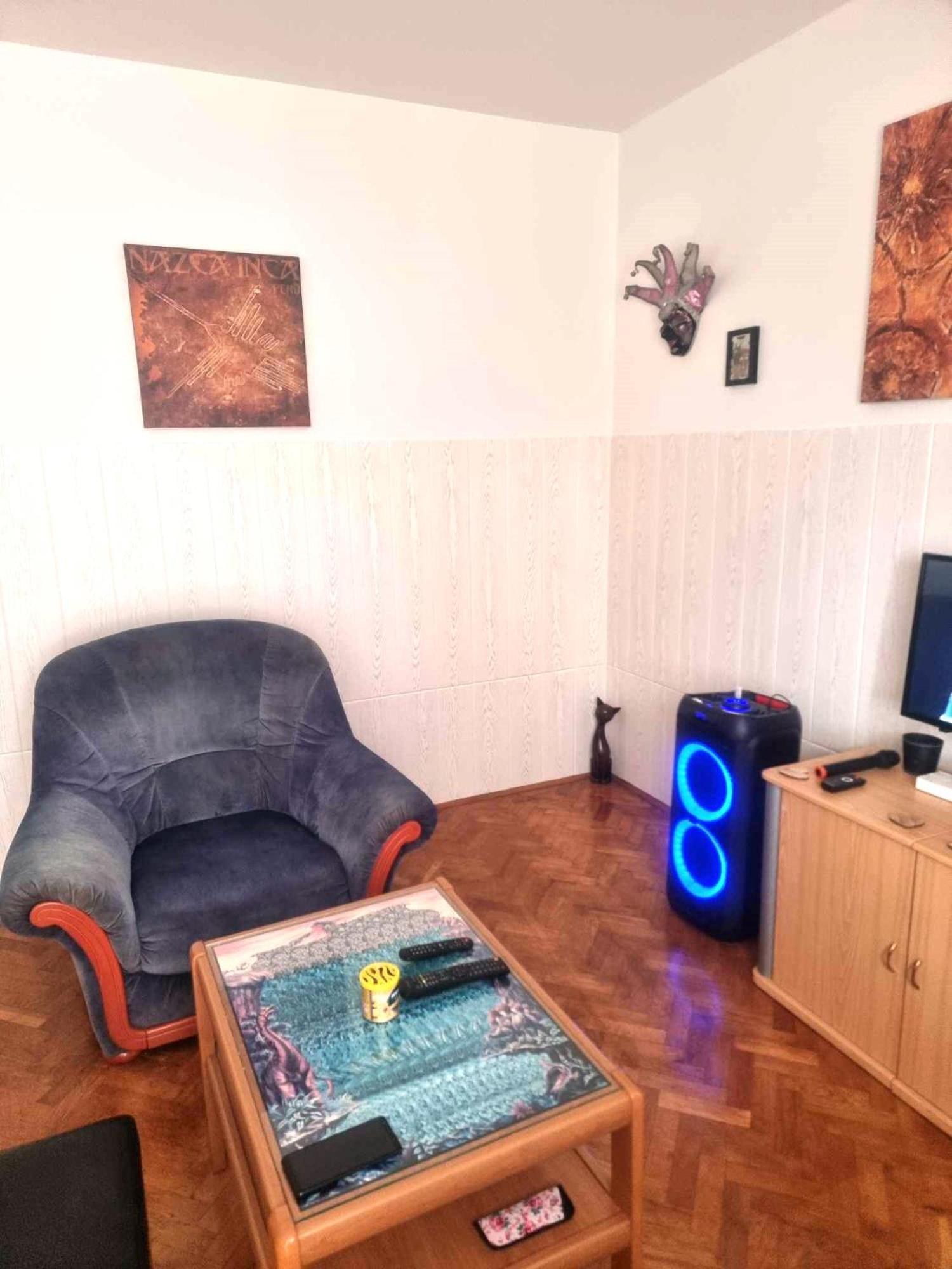 Apartman Din-Pola Esterno foto