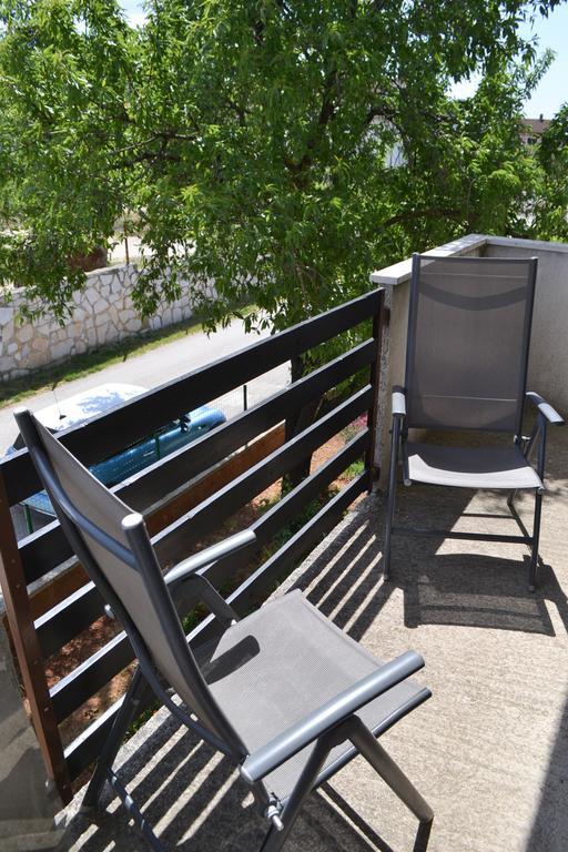 Apartman Din-Pola Esterno foto