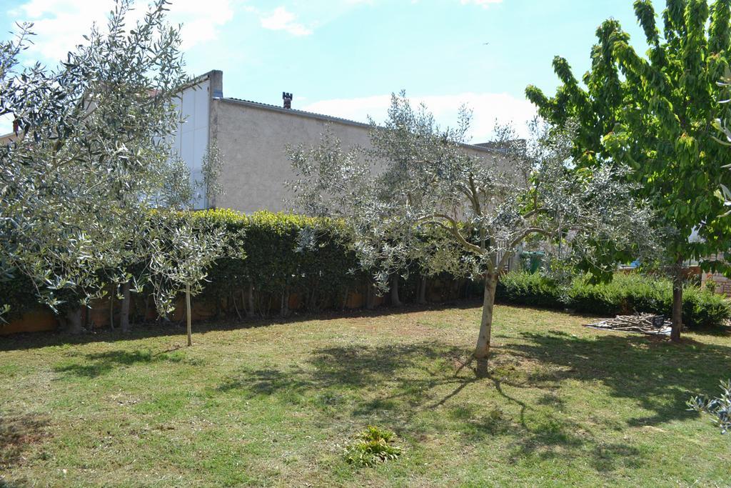 Apartman Din-Pola Esterno foto