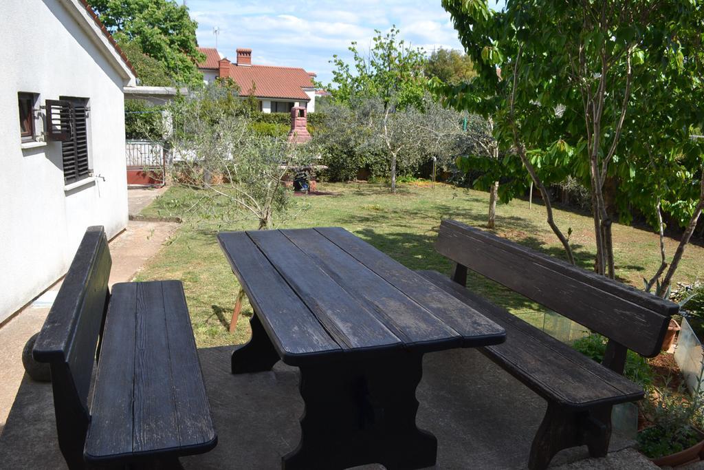 Apartman Din-Pola Esterno foto