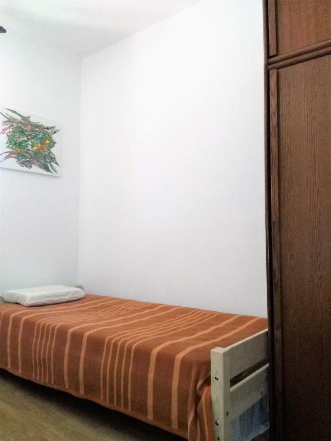 Apartman Din-Pola Esterno foto