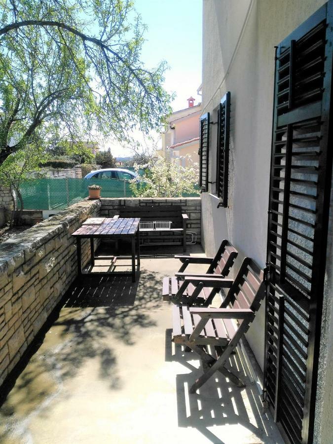 Apartman Din-Pola Esterno foto